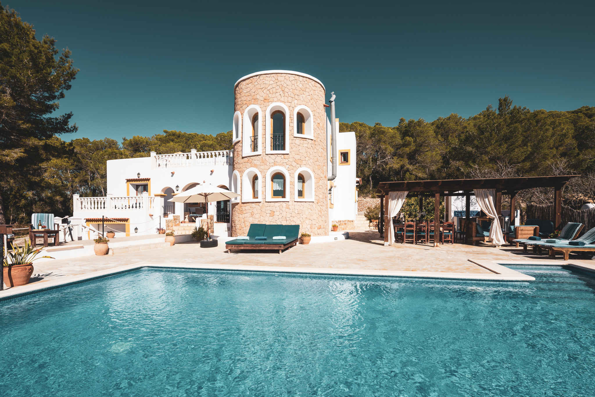 Villas in Ibiza for 8 People